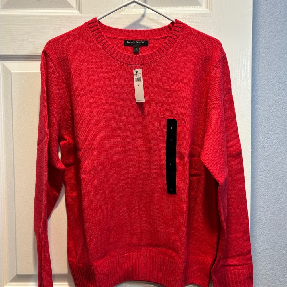 NWT Banana Republic Vibrant Pink Crewneck Sweater